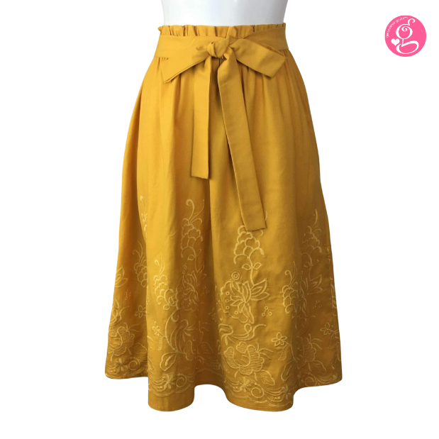 Scallop Callado Tea Length Skirt