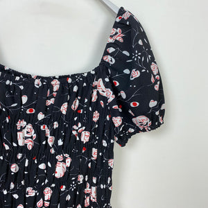 Pleasant Dreams Classic Dress Knee Length Coming Up Roses